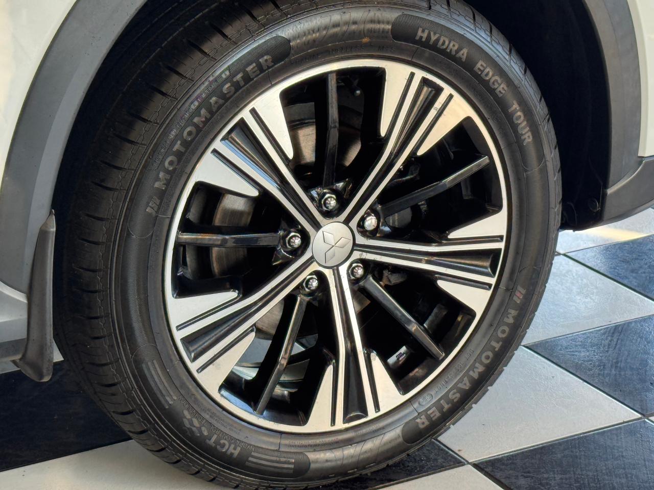 2019 Mitsubishi Eclipse Cross GT AWD+Adaptive Cruise+Leather+Roof+CLEAN CARFAX Photo