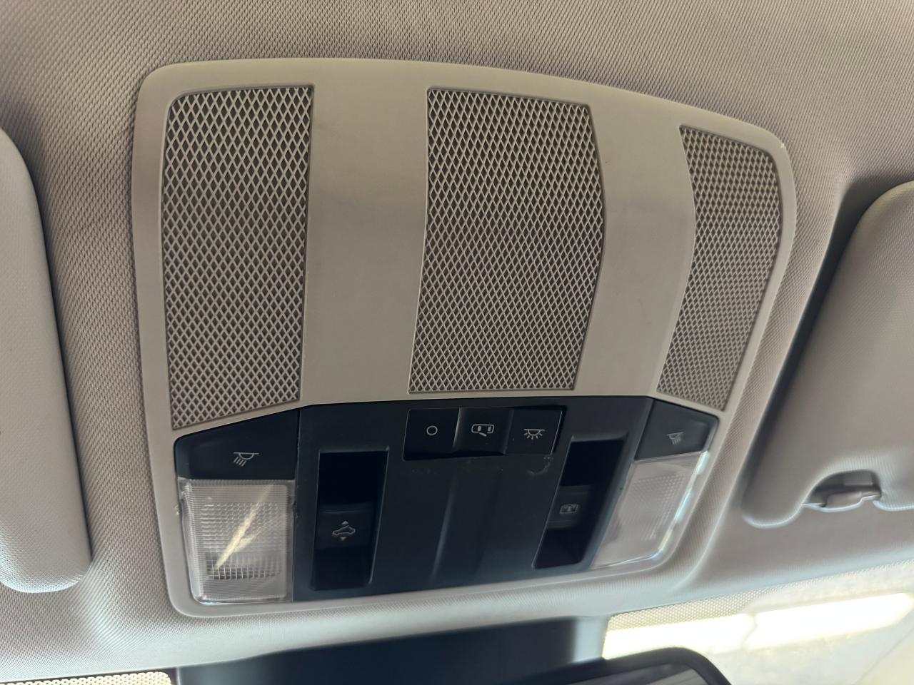 2019 Mitsubishi Eclipse Cross GT AWD+Adaptive Cruise+Leather+Roof+CLEAN CARFAX Photo