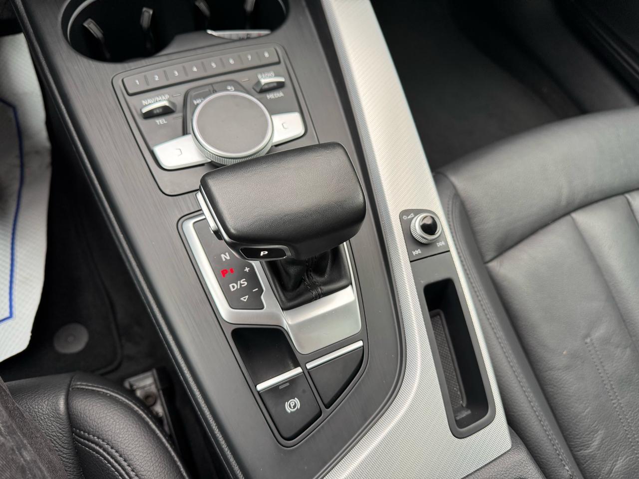 2018 Audi A4 Progressiv AWD, ONLY 73K!! NAV, LEATHER, SUNROOF!! Photo84