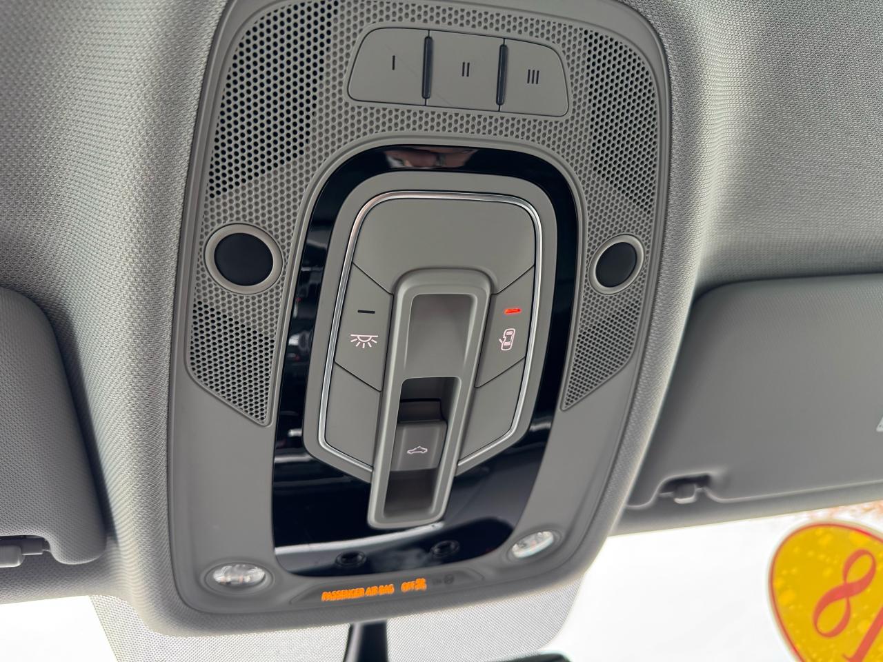 2018 Audi A4 Progressiv AWD, ONLY 73K!! NAV, LEATHER, SUNROOF!! Photo86