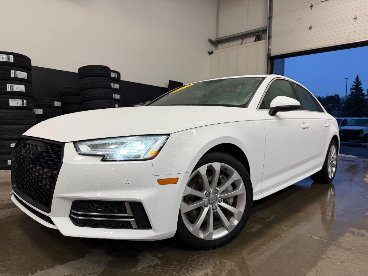 2018 Audi A4 Progressiv AWD, ONLY 73K!! NAV, LEATHER, SUNROOF!! Photo49