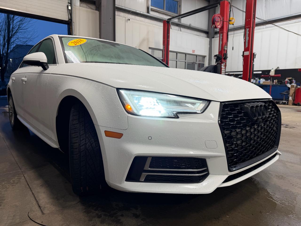 2018 Audi A4 Progressiv AWD, ONLY 73K!! NAV, LEATHER, SUNROOF!! Photo60