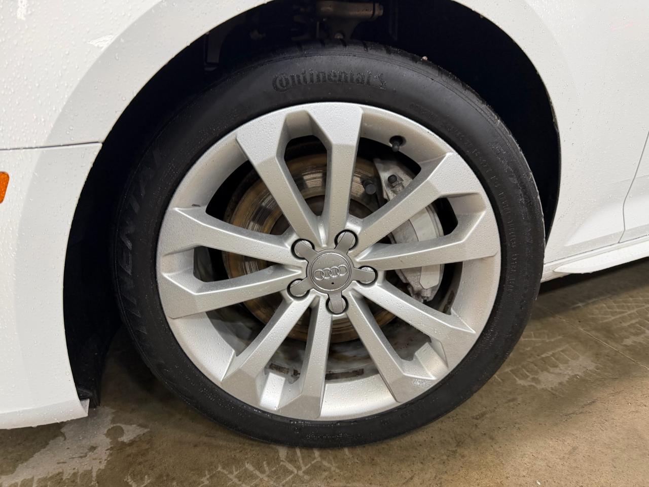 2018 Audi A4 Progressiv AWD, ONLY 73K!! NAV, LEATHER, SUNROOF!! Photo15