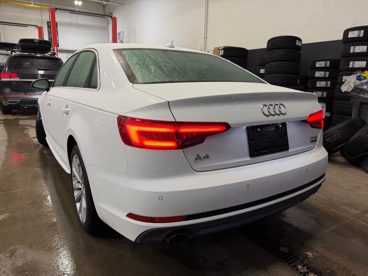 2018 Audi A4 Progressiv AWD, ONLY 73K!! NAV, LEATHER, SUNROOF!! Photo53
