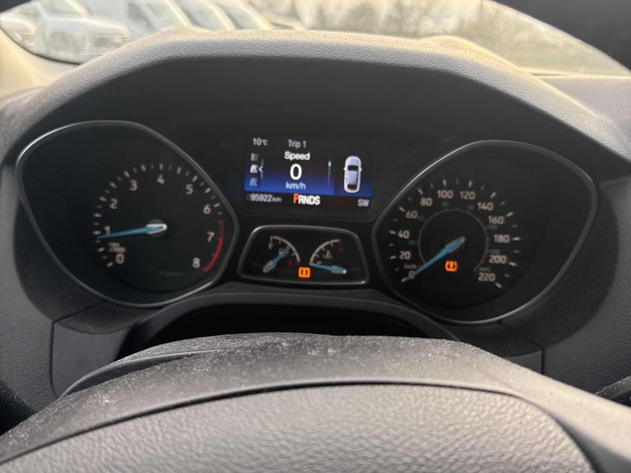 2016 Ford Focus SE - LOW KM, HEATED SEATS & STEERING WHEEL! CLEAN! Photo31