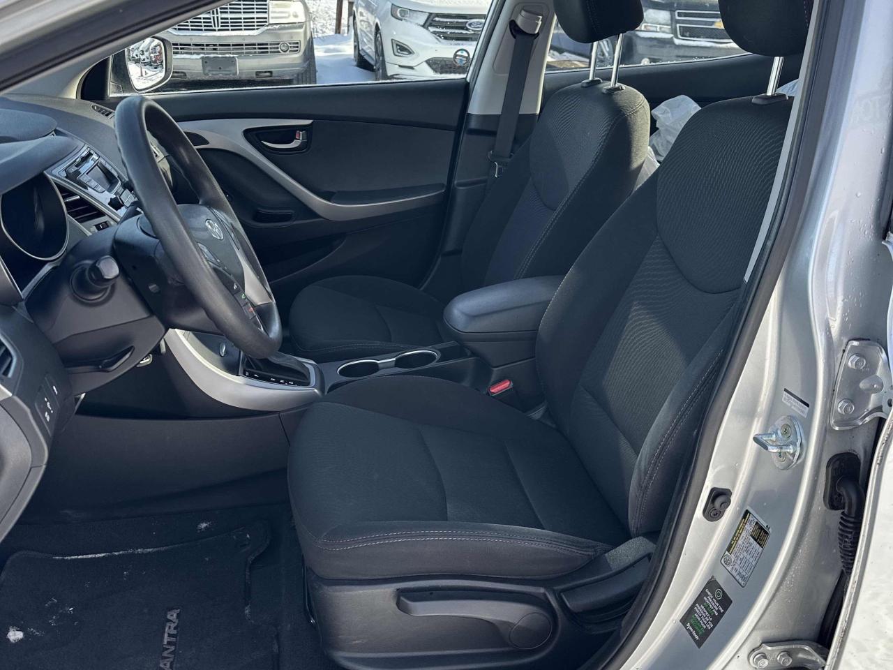 2015 Hyundai Elantra GL - ONLY 38,000KM!! AUTO, HEATED SEATS, A/C!! Photo32