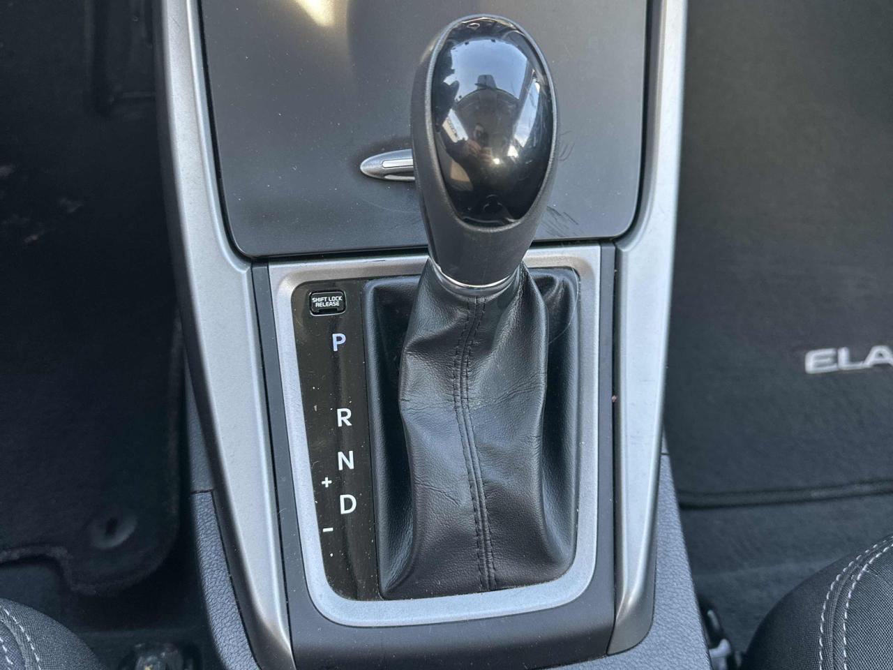 2015 Hyundai Elantra GL - ONLY 38,000KM!! AUTO, HEATED SEATS, A/C!! Photo35