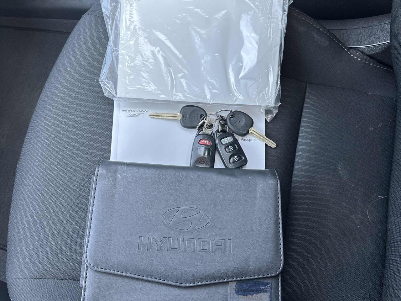 2015 Hyundai Elantra GL - ONLY 38,000KM!! AUTO, HEATED SEATS, A/C!! Photo17