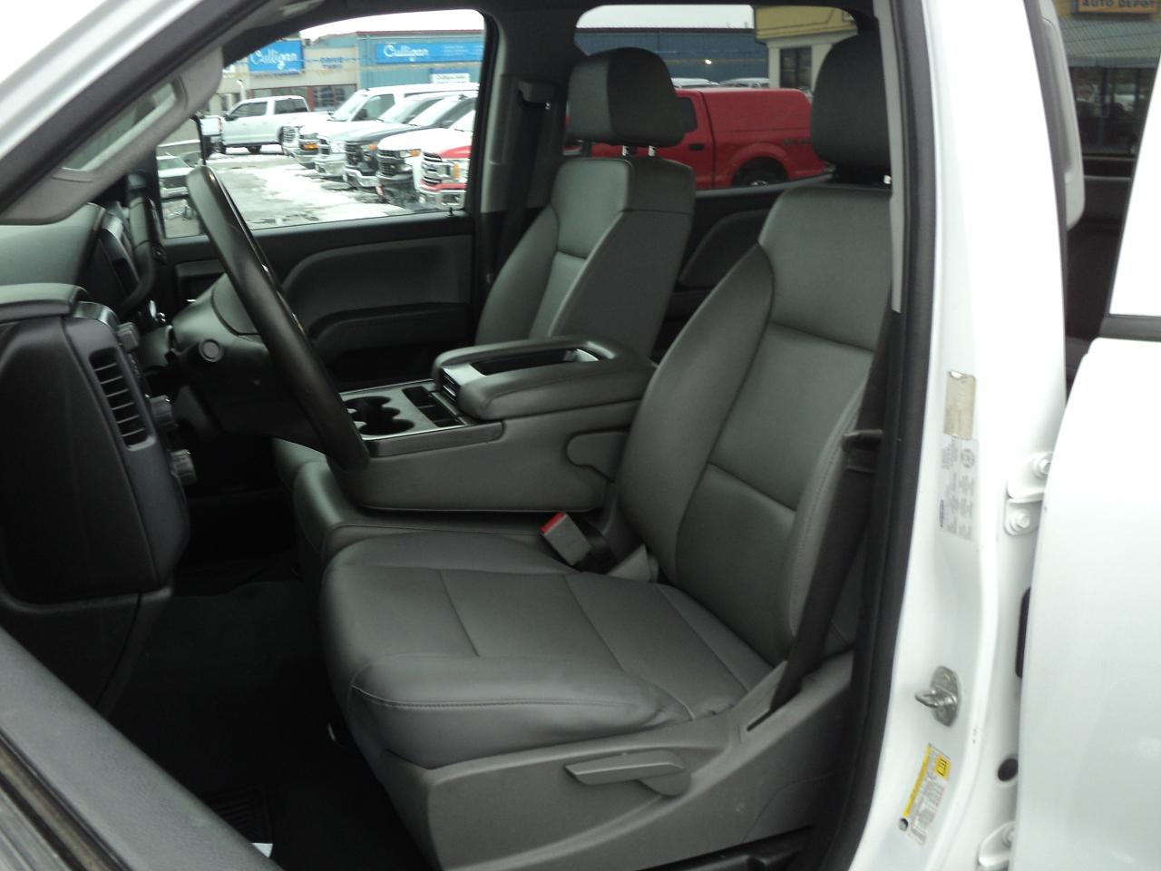 2019 Chevrolet Silverado 3500 HD WT CrewCab 4WD 6.6L8cylDiesel 6'7"Box Photo