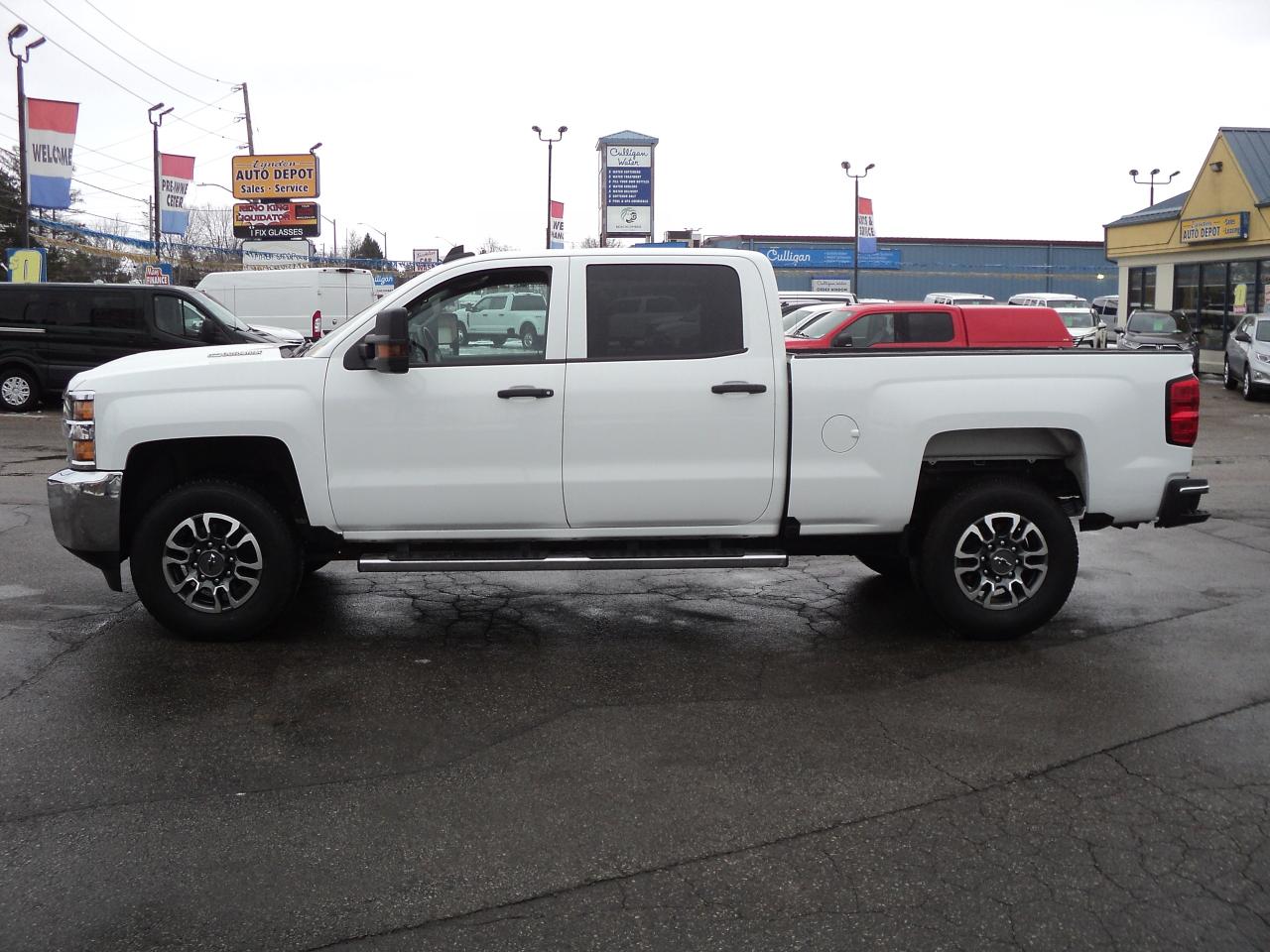 2019 Chevrolet Silverado 3500 HD WT CrewCab 4WD 6.6L8cylDiesel 6'7"Box Photo
