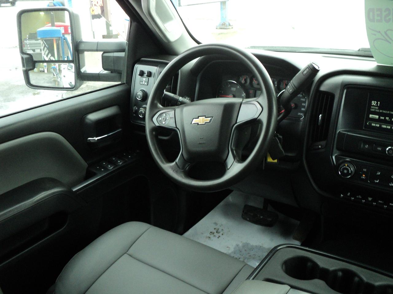 2019 Chevrolet Silverado 3500 HD WT CrewCab 4WD 6.6L8cylDiesel 6'7"Box Photo