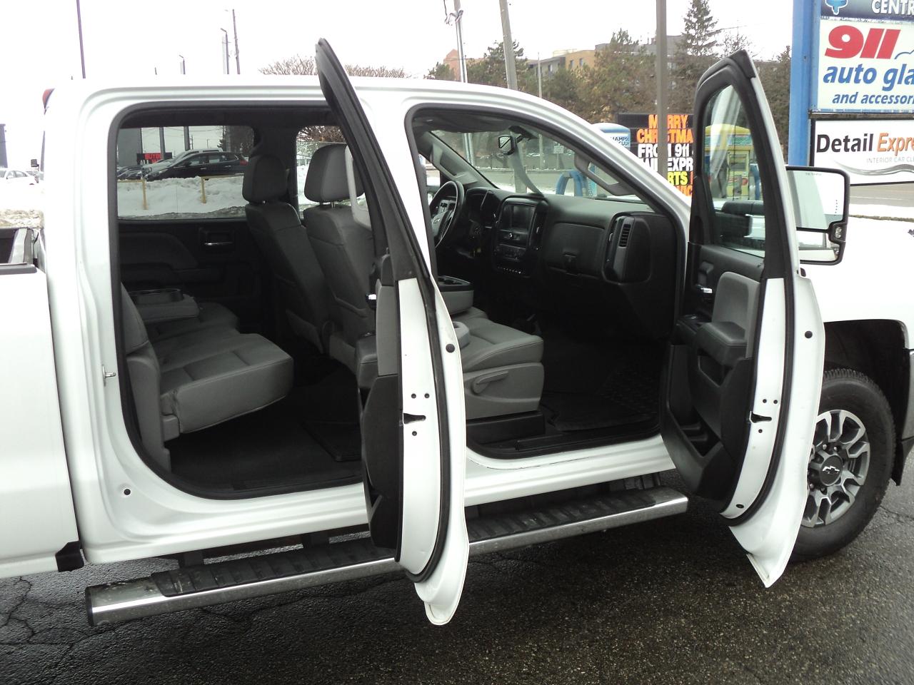 2019 Chevrolet Silverado 3500 HD WT CrewCab 4WD 6.6L8cylDiesel 6'7"Box Photo