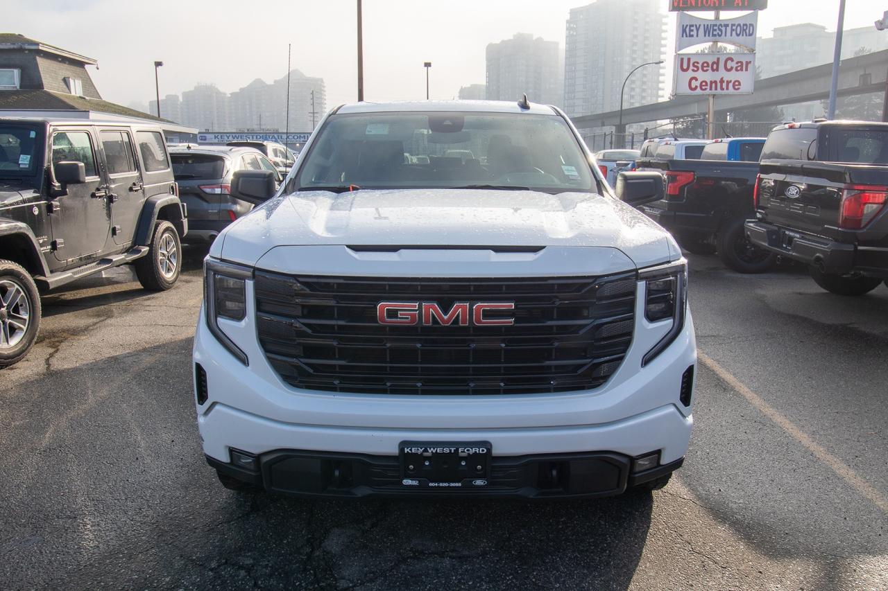 2022 GMC Sierra 1500 4WD Crew Cab 147" Elevation Photo3