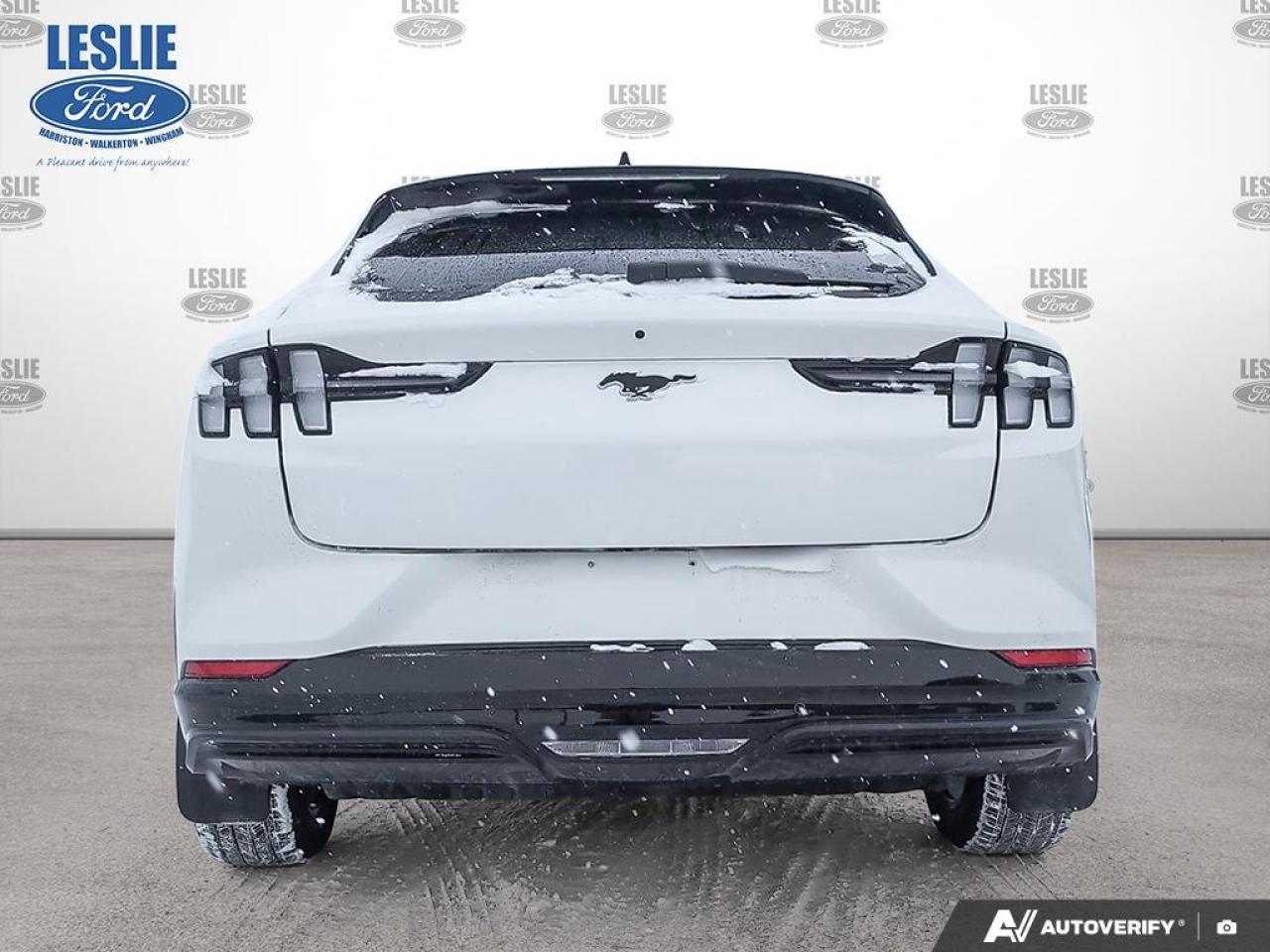 2024 Ford Mustang Mach-E Premium AWD Photo4