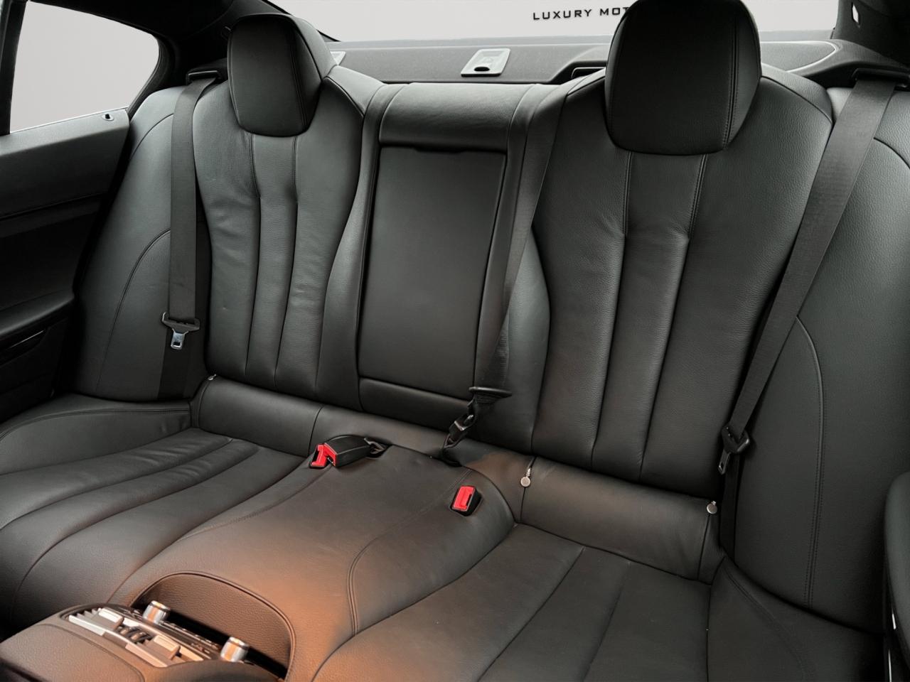 2017 BMW 6 Series 640i XDrive AWD Gran Coupe - Low Low Kms !! Photo