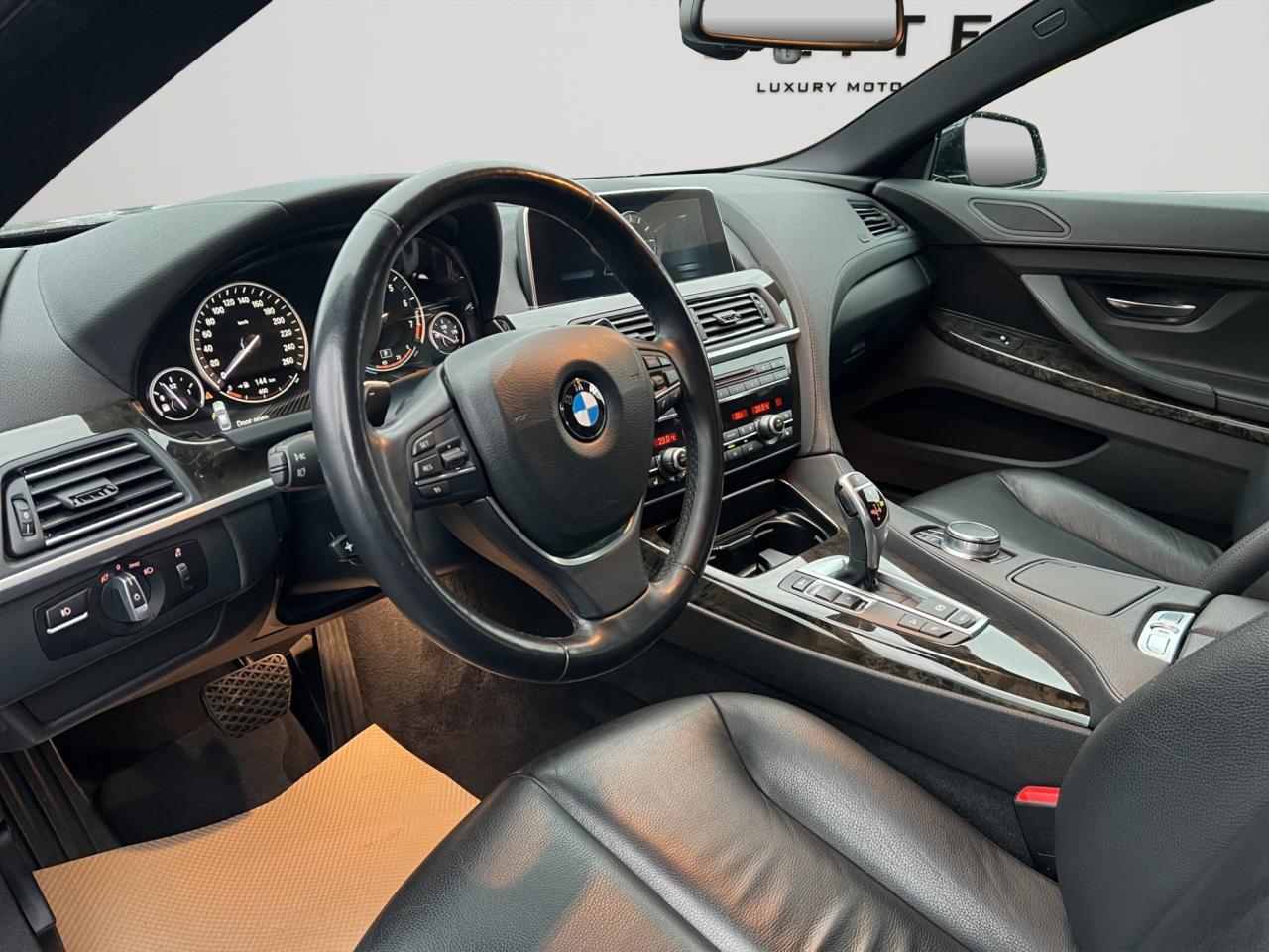 2017 BMW 6 Series 640i XDrive AWD Gran Coupe - Low Low Kms !! Photo