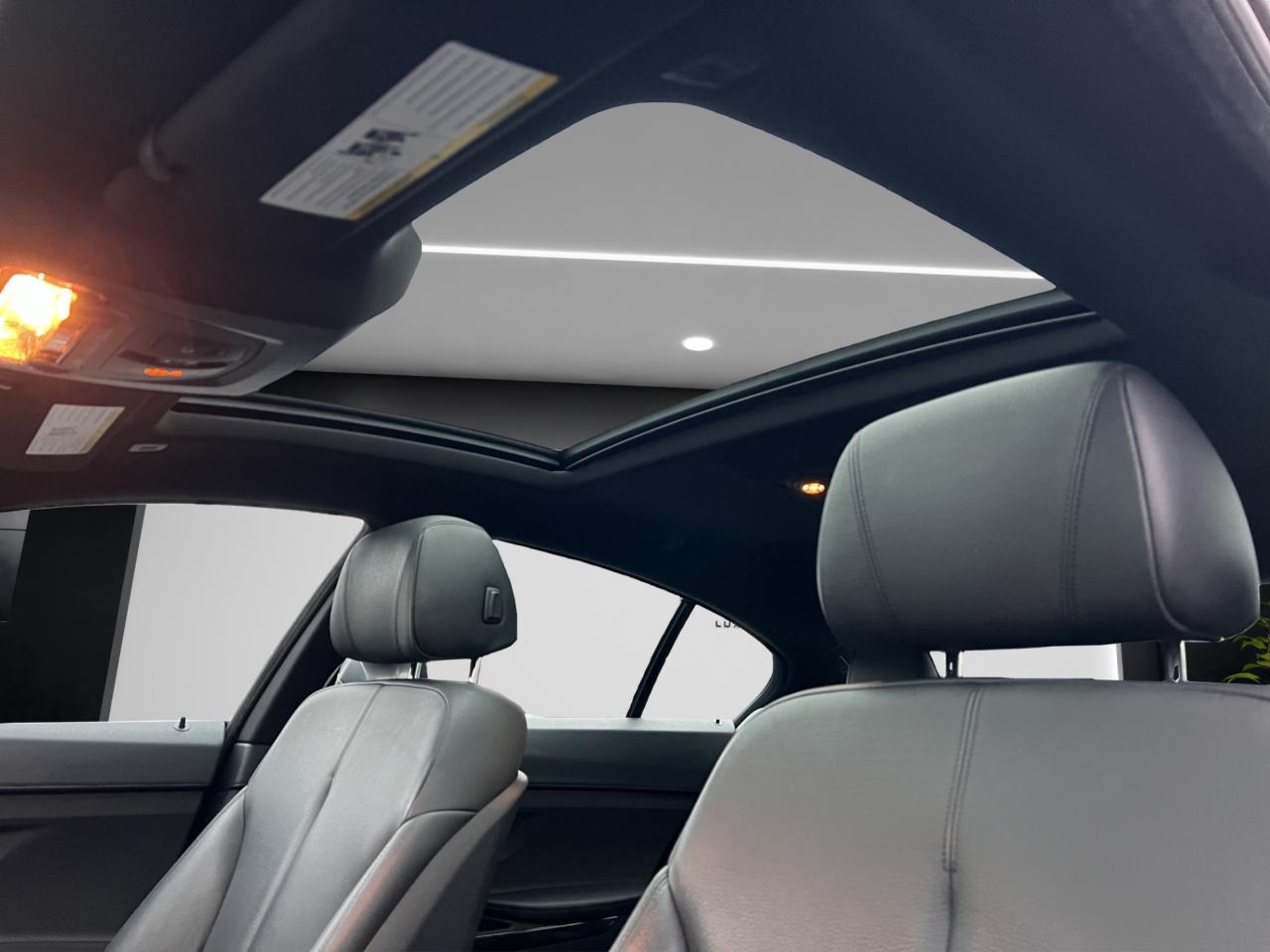 2017 BMW 6 Series 640i XDrive AWD Gran Coupe - Low Low Kms !! Photo