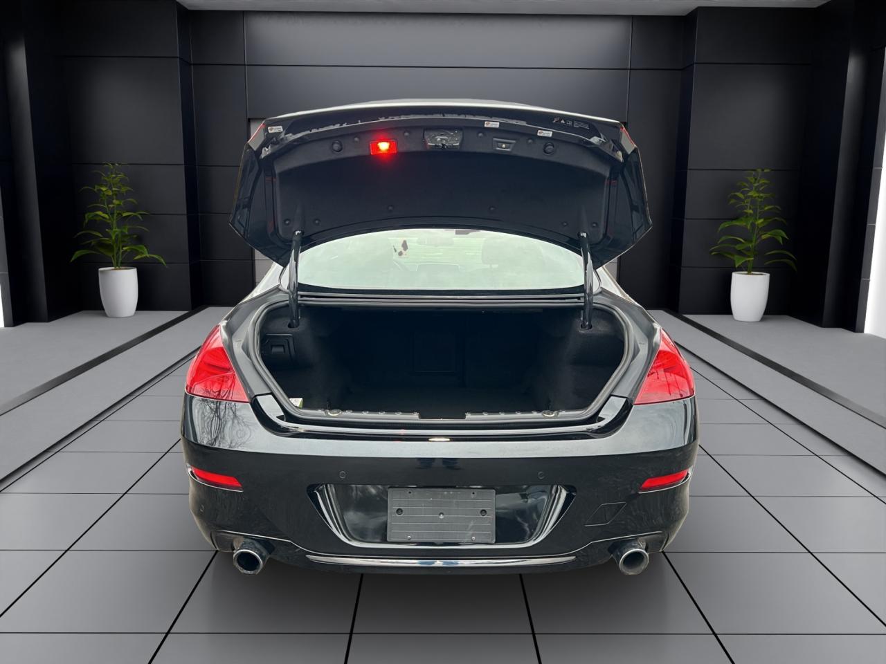 2017 BMW 6 Series 640i XDrive AWD Gran Coupe - Low Low Kms !! Photo