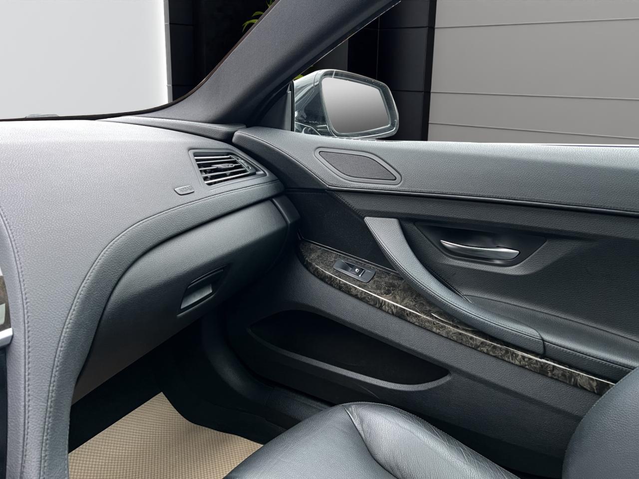 2017 BMW 6 Series 640i XDrive AWD Gran Coupe - Low Low Kms !! Photo