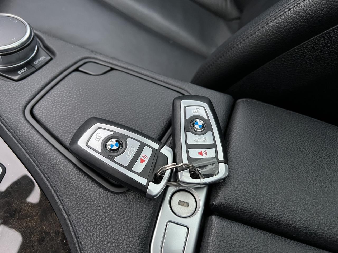 2017 BMW 6 Series 640i XDrive AWD Gran Coupe - Low Low Kms !! Photo