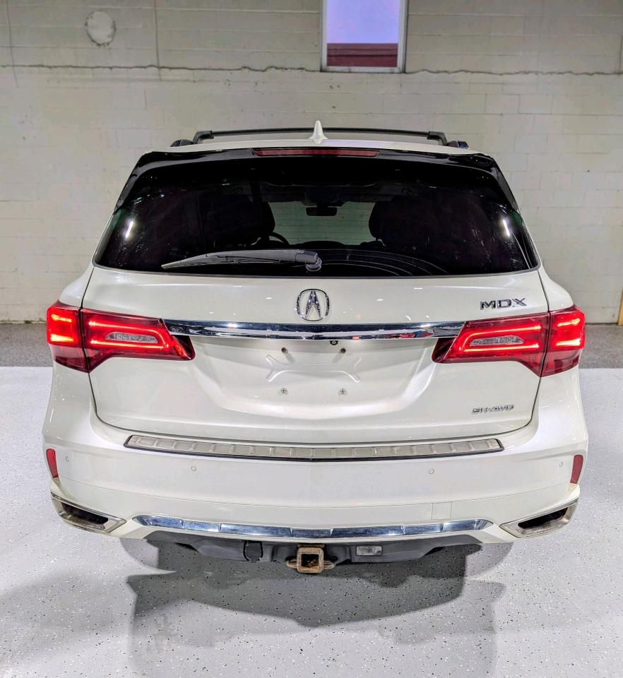 2018 Acura MDX Elite SH-AWD Photo