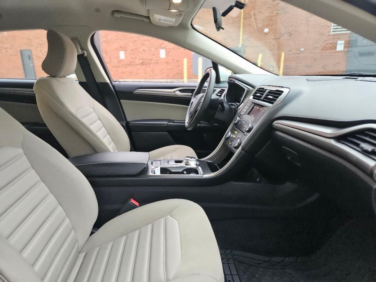 2017 Ford Fusion S HYBRID **ONLY 74,000KM-CAMERA-1 OWNER** Photo