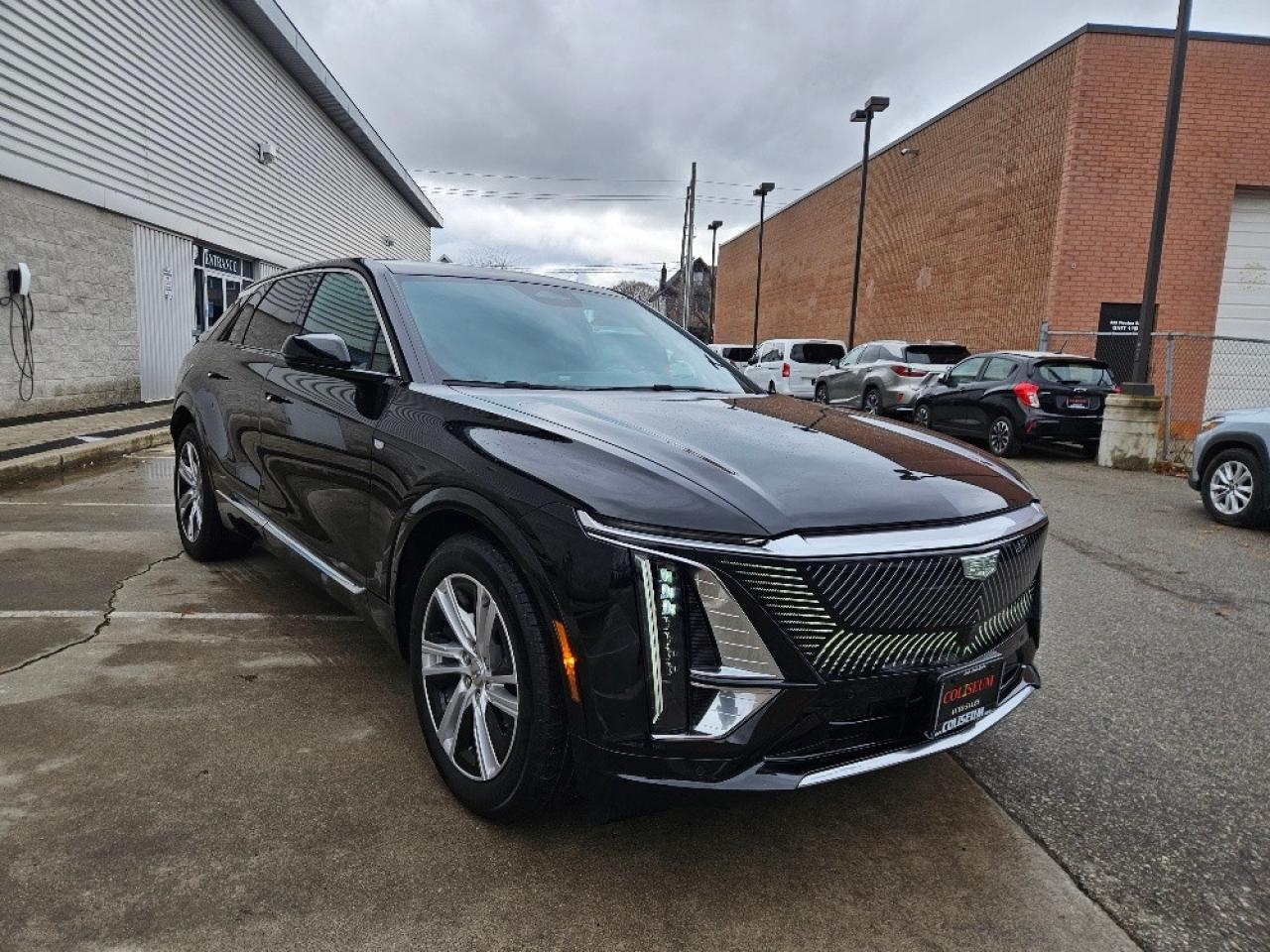 2024 Cadillac LYRIQ 1 OWNER-NO ACCIDENTS-505KM RANGE-CERTIFIED Photo