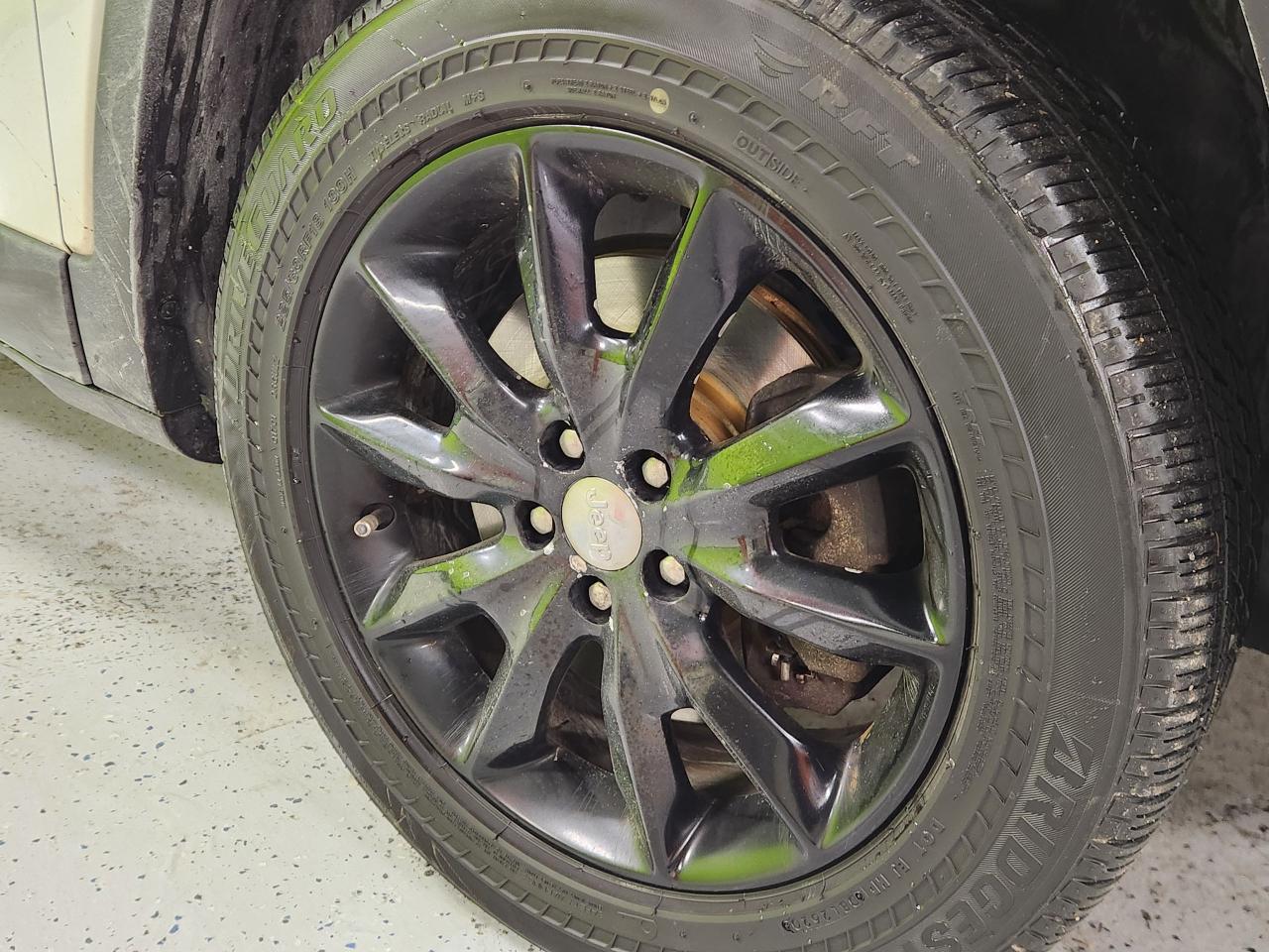 2014 Jeep Cherokee North 4x4 V6 H-TED SEATS 7 WHEELS BLK WHEELS Photo3