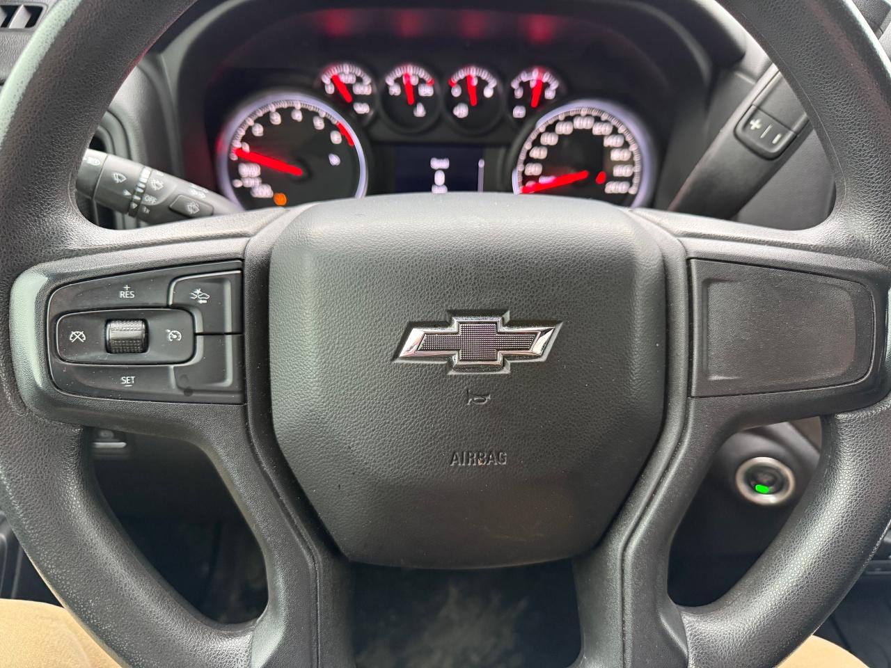 2023 Chevrolet Silverado 1500 Custom Trail Boss AutoStart! CarPlay! 4Cyl! Photo4