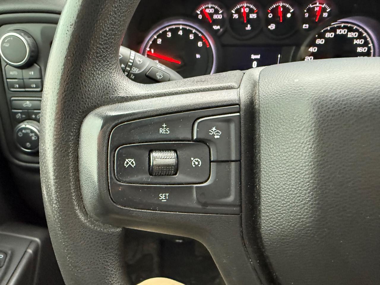 2023 Chevrolet Silverado 1500 Custom Trail Boss AutoStart! CarPlay! 4Cyl! Photo