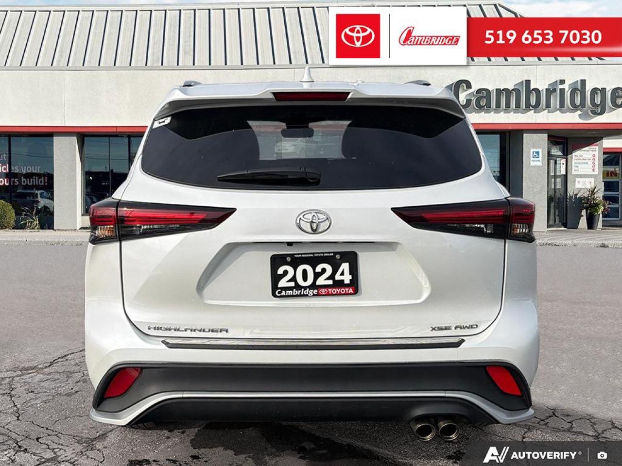 2024 Toyota Highlander XSE Photo4