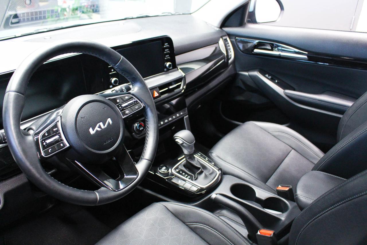 2025 Kia Seltos EX HEATED SEATS/STEERING WHEEL - APPLE CARPLAY AND ANDROID AUTO - LEATHERETTE SEATING Photo