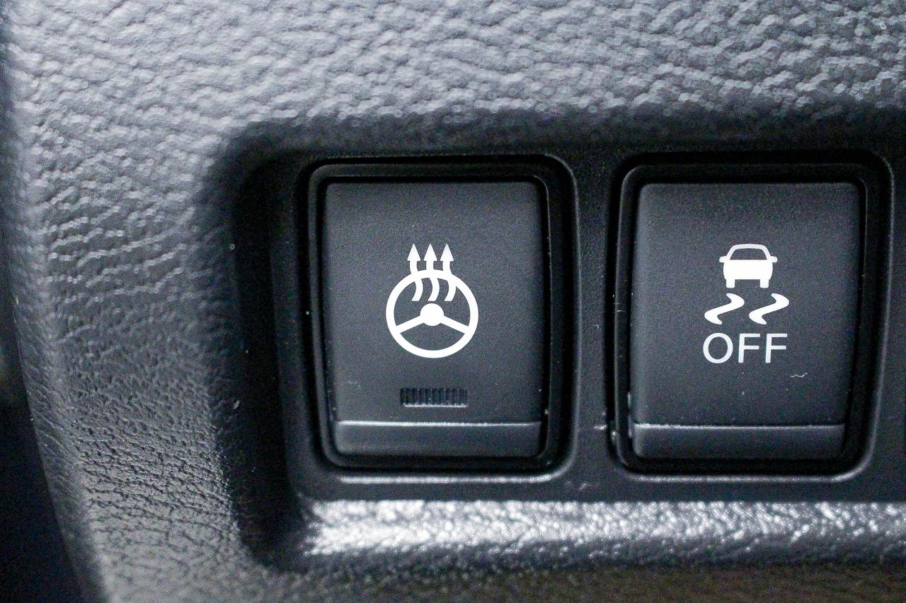 2017 Nissan Murano SL HEATED FRONT SEATS - NAVIGATION - BACKUP CAMERA Photo