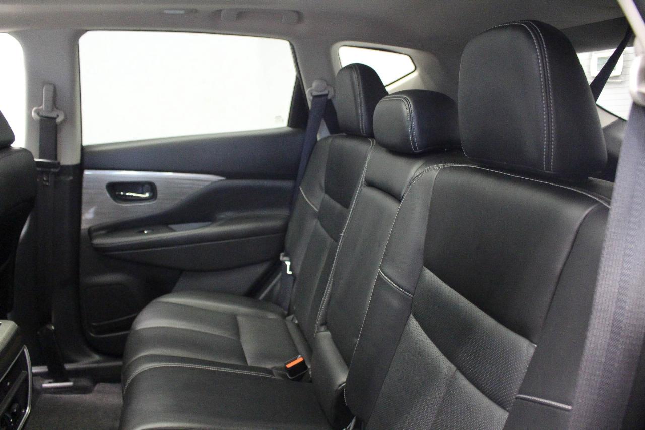 2017 Nissan Murano SL HEATED FRONT SEATS - NAVIGATION - BACKUP CAMERA Photo
