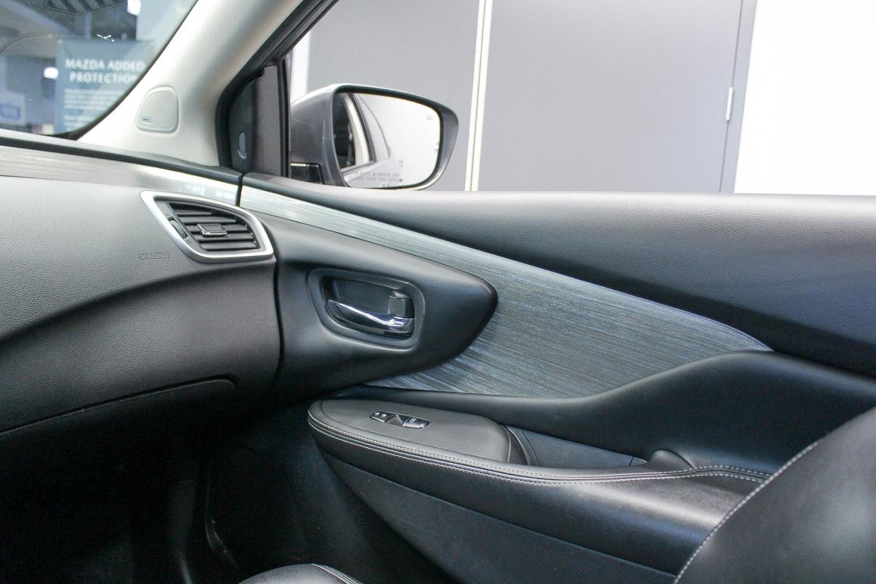 2017 Nissan Murano SL HEATED FRONT SEATS - NAVIGATION - BACKUP CAMERA Photo