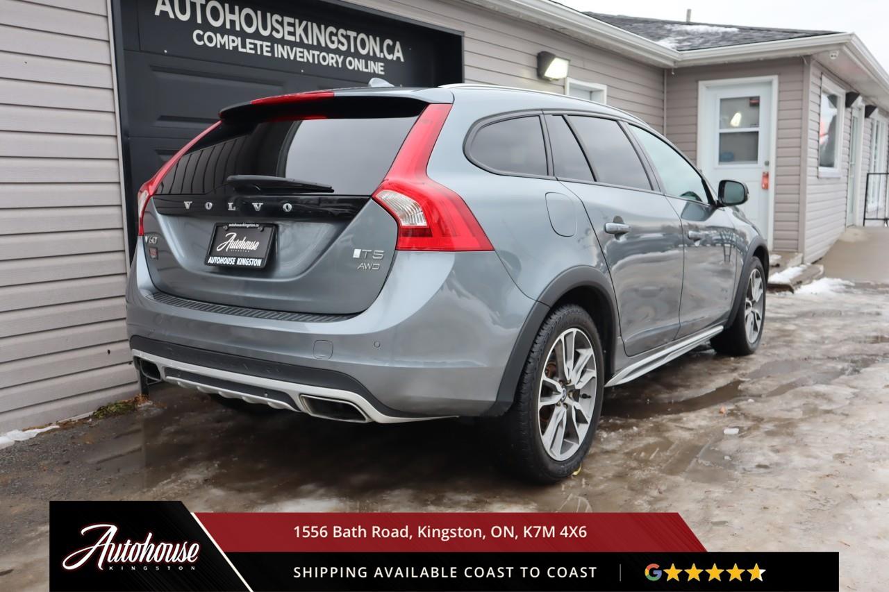 2017 Volvo V60 Cross Country T5 POWER SUNROOF - LEATHER Photo