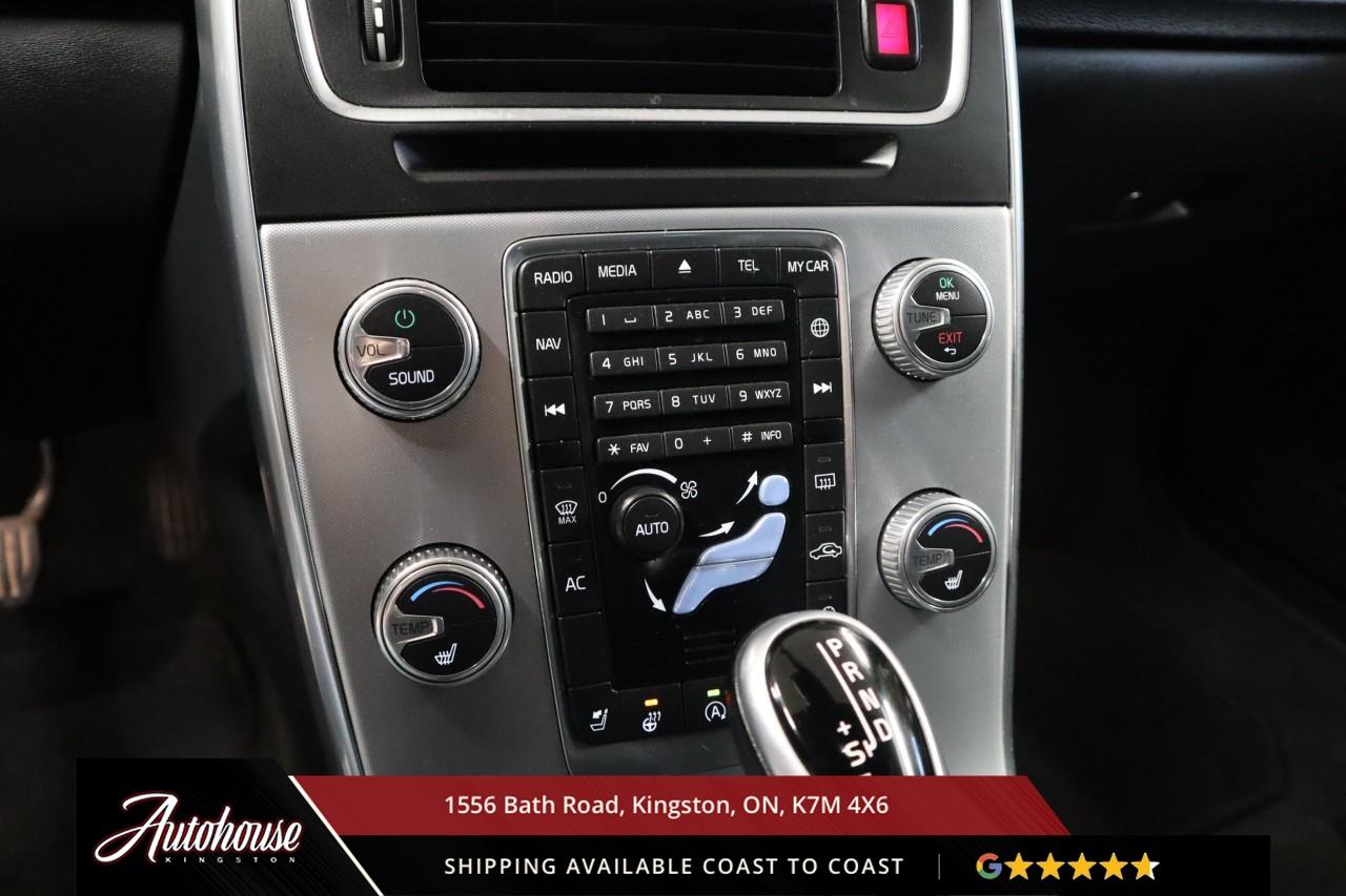 2017 Volvo V60 Cross Country T5 POWER SUNROOF - LEATHER Photo