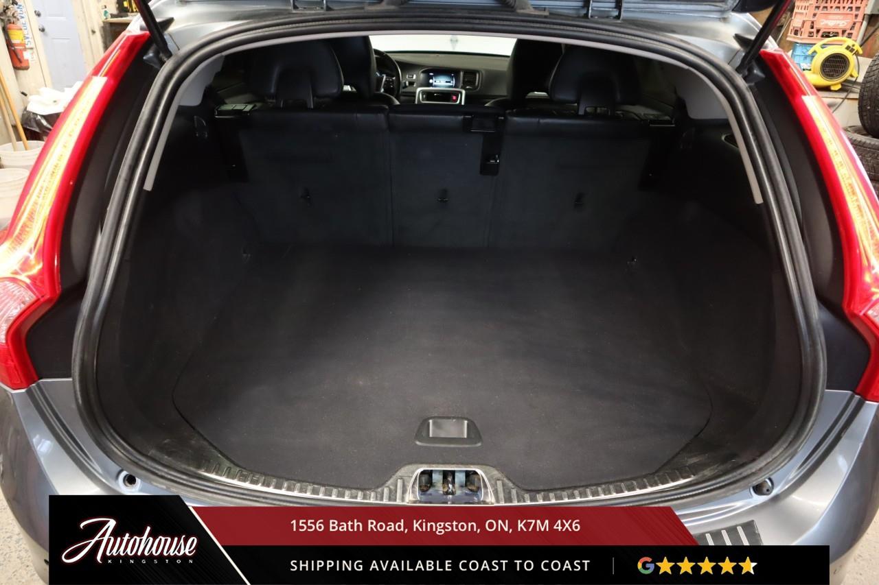 2017 Volvo V60 Cross Country T5 POWER SUNROOF - LEATHER Photo