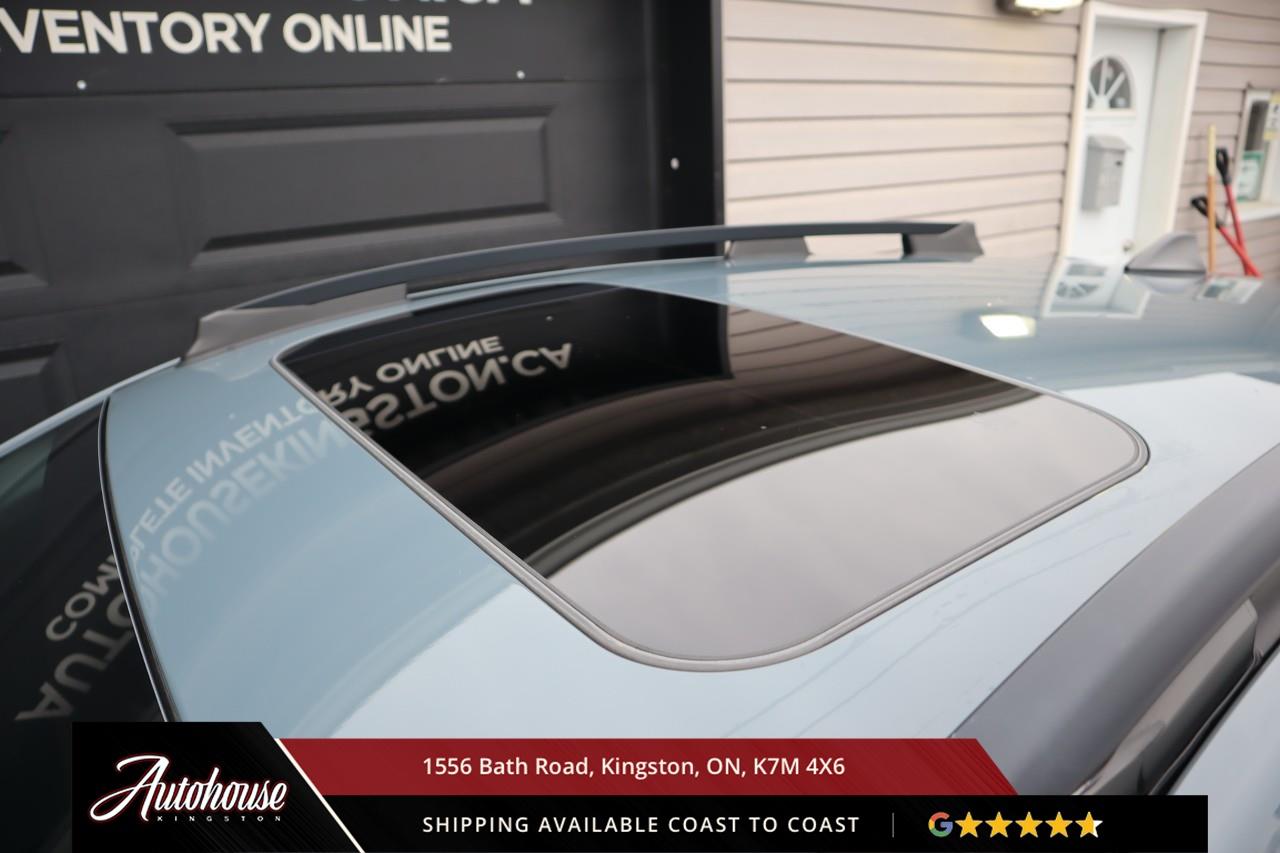 2024 Subaru XV Crosstrek Onyx ONLY 10,350 KM! Photo