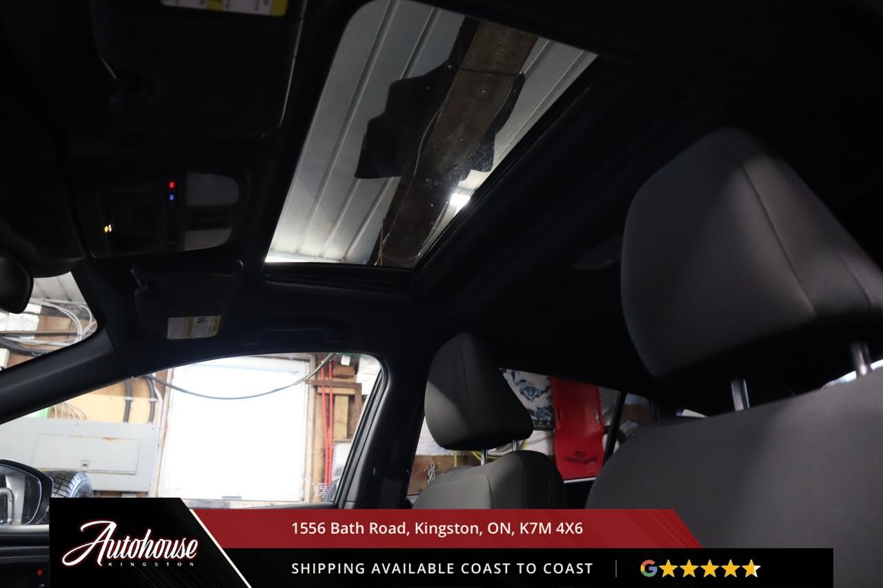 2024 Subaru XV Crosstrek Onyx ONLY 10,350 KM! Photo