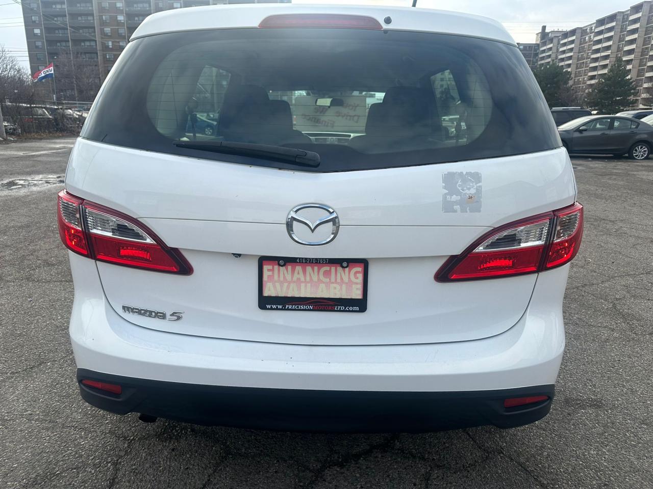 2012 Mazda MAZDA5 GS Photo