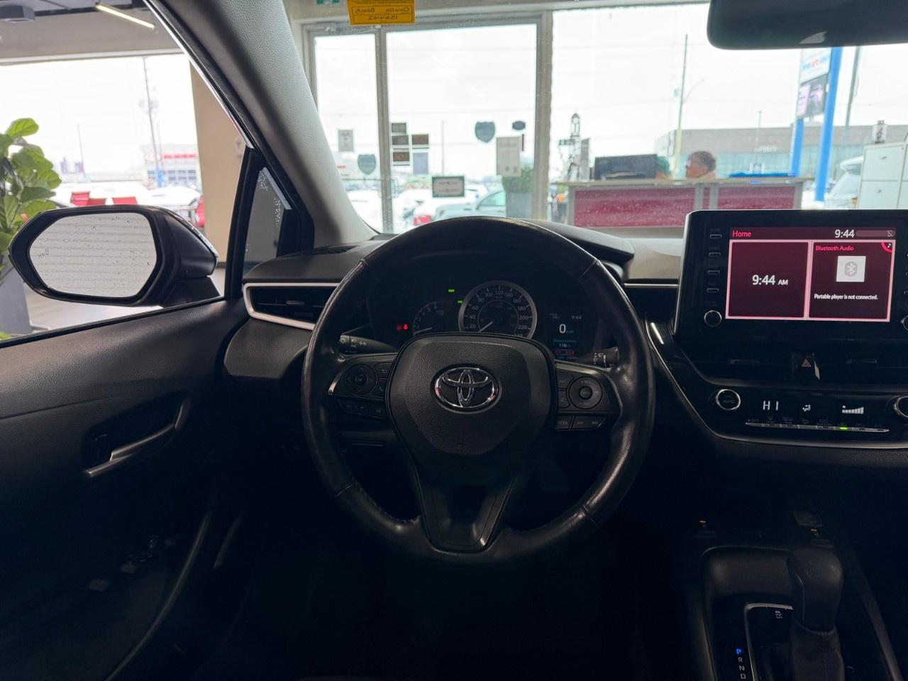 2021 Toyota Corolla LE Photo