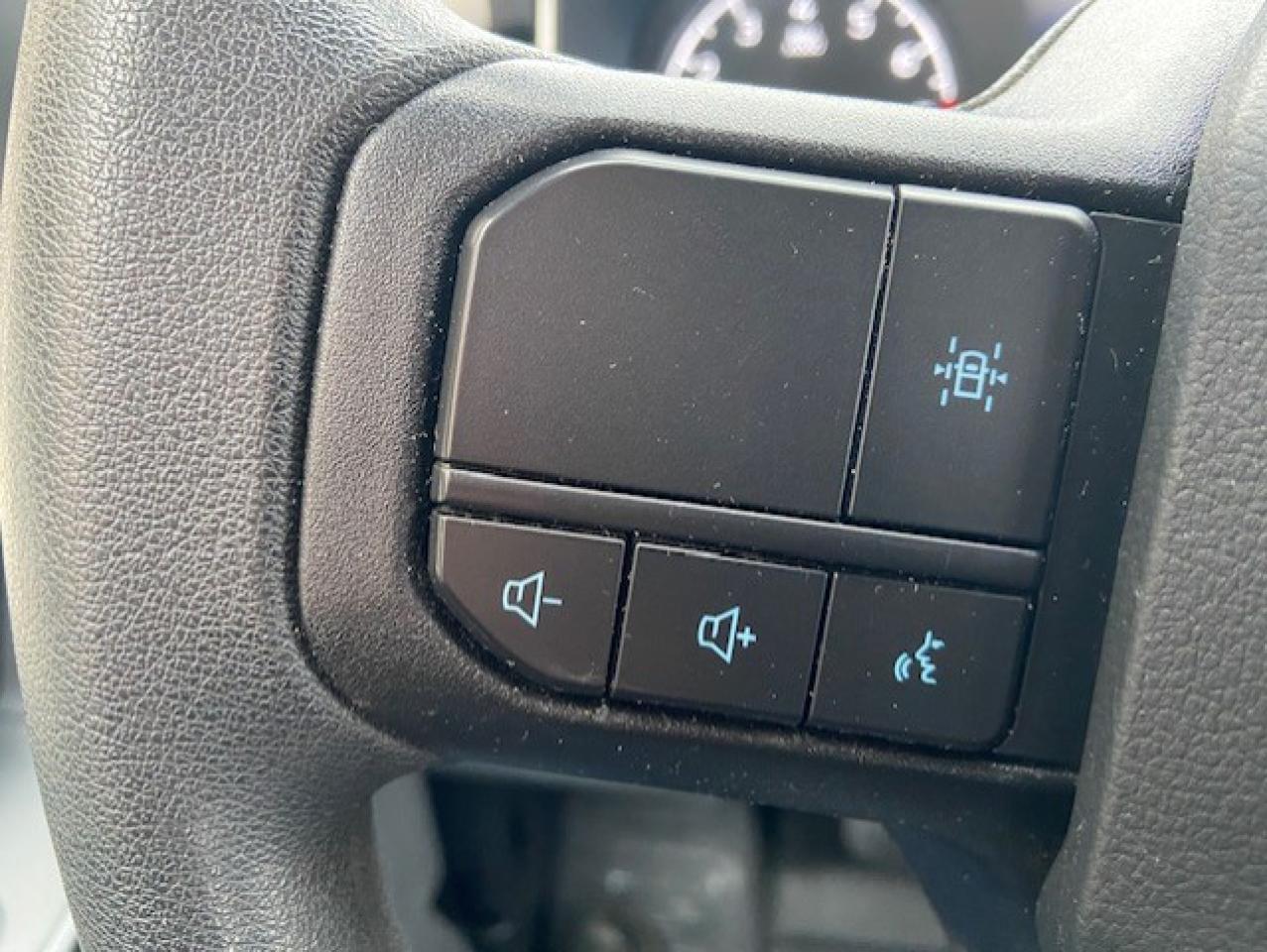 2022 Ford F-150 XL Photo