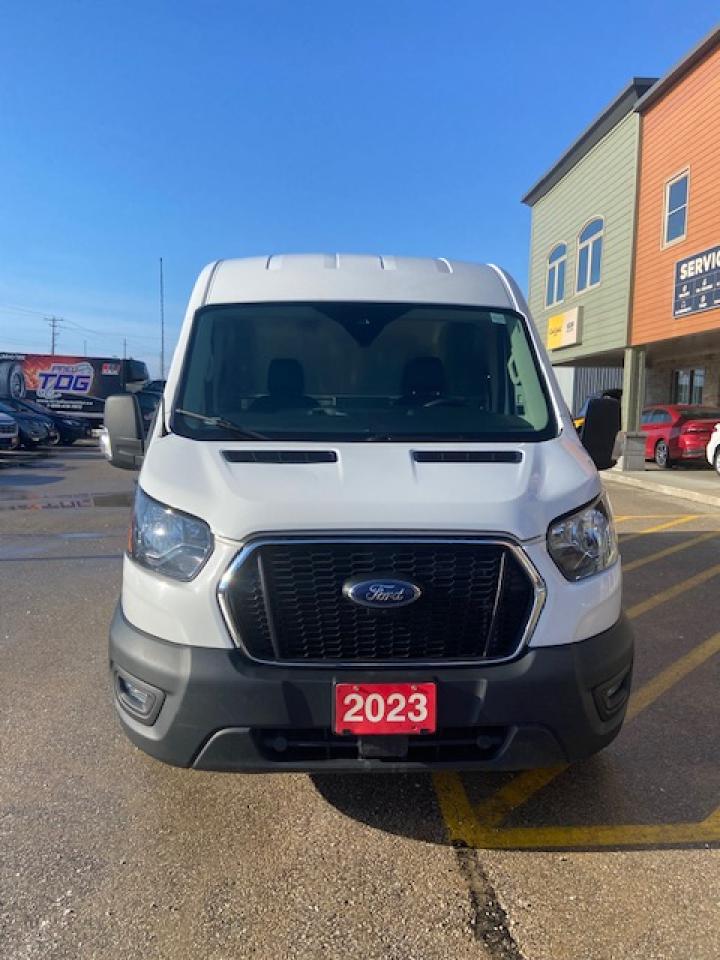 2023 Ford Transit Cargo Van BASE T-250 148 Med Rf 9070 GVWR AWD Photo