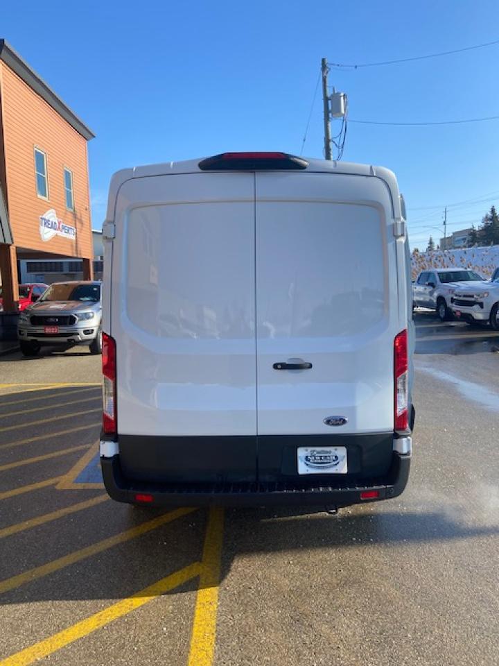 2023 Ford Transit Cargo Van BASE T-250 148 Med Rf 9070 GVWR AWD Photo