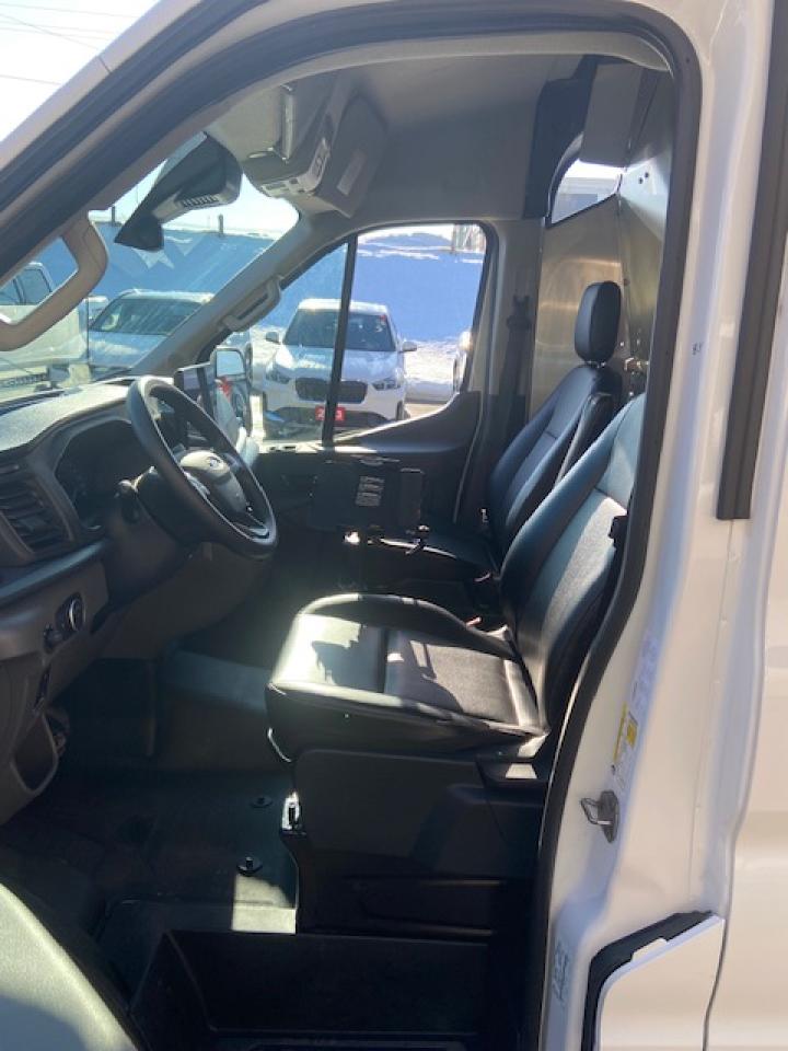 2023 Ford Transit Cargo Van BASE T-250 148 Med Rf 9070 GVWR AWD Photo