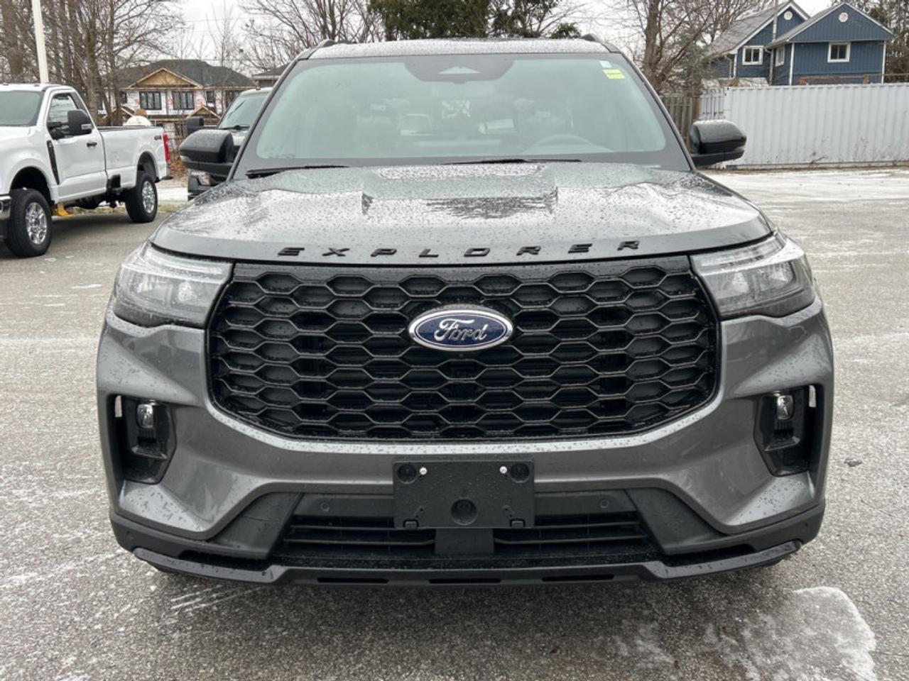 2026 Ford Explorer ST-Line 4WD Photo3
