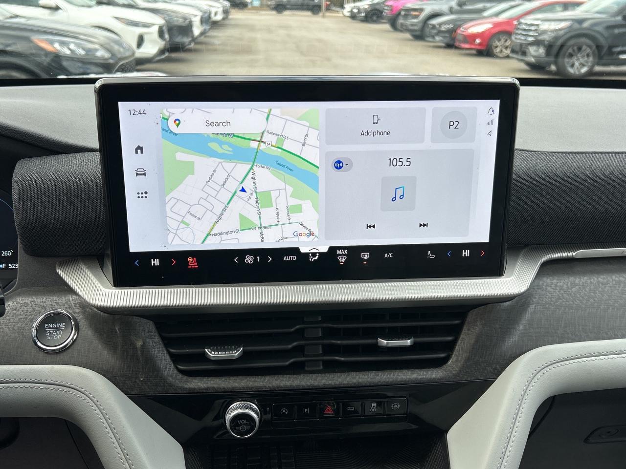 2025 Ford Explorer Platinum 4WD Photo