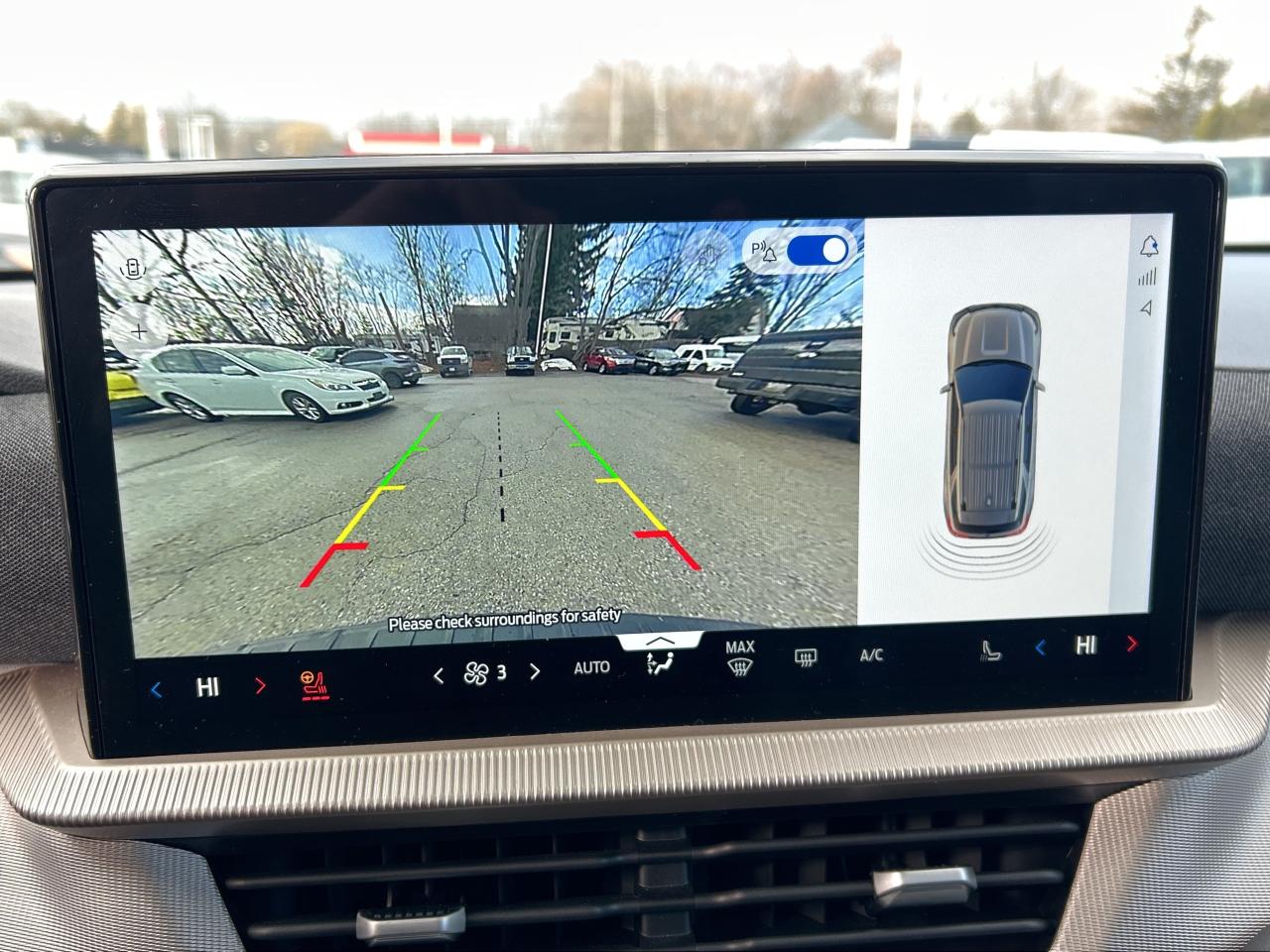 2025 Ford Explorer Active 4WD Photo