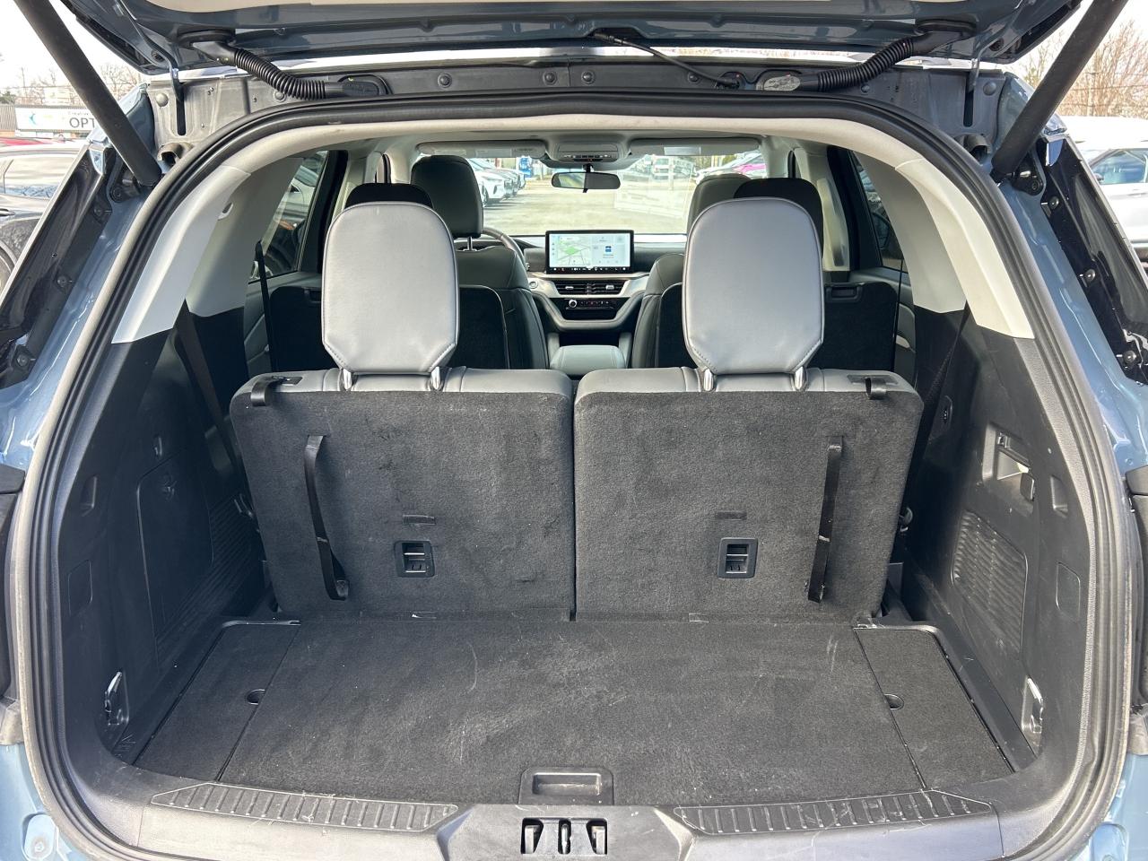 2025 Ford Explorer Active 4WD Photo